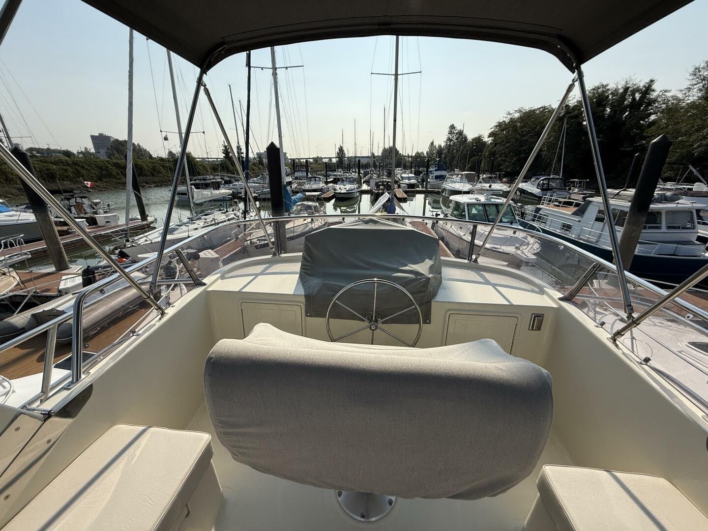 2011 North Pacific 38 Sedan