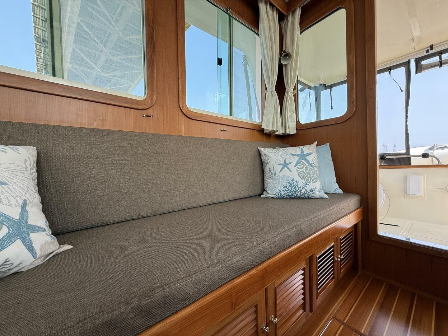 2011 North Pacific 38 Sedan