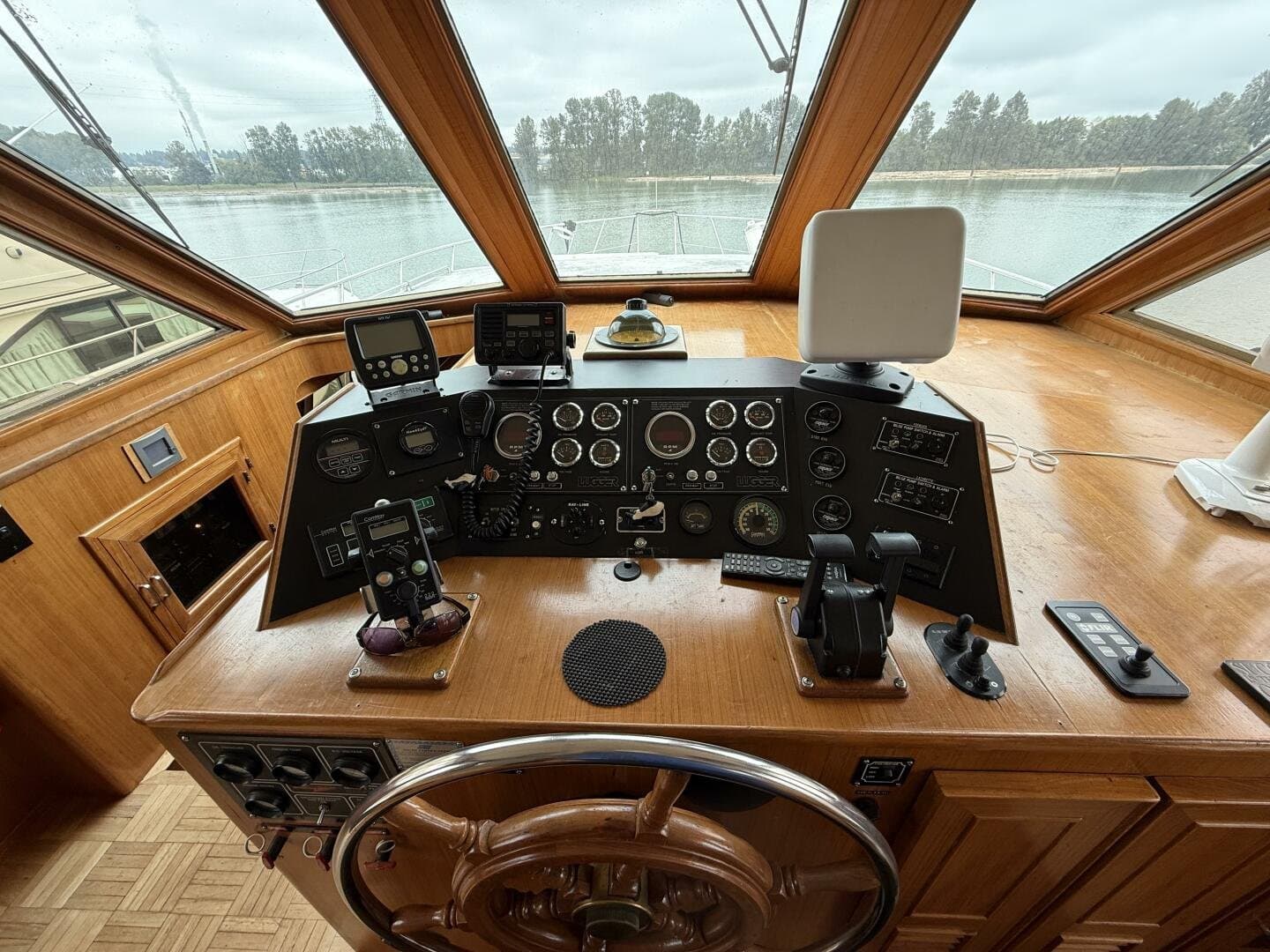 1989 Jefferson 52 Victory Yacht