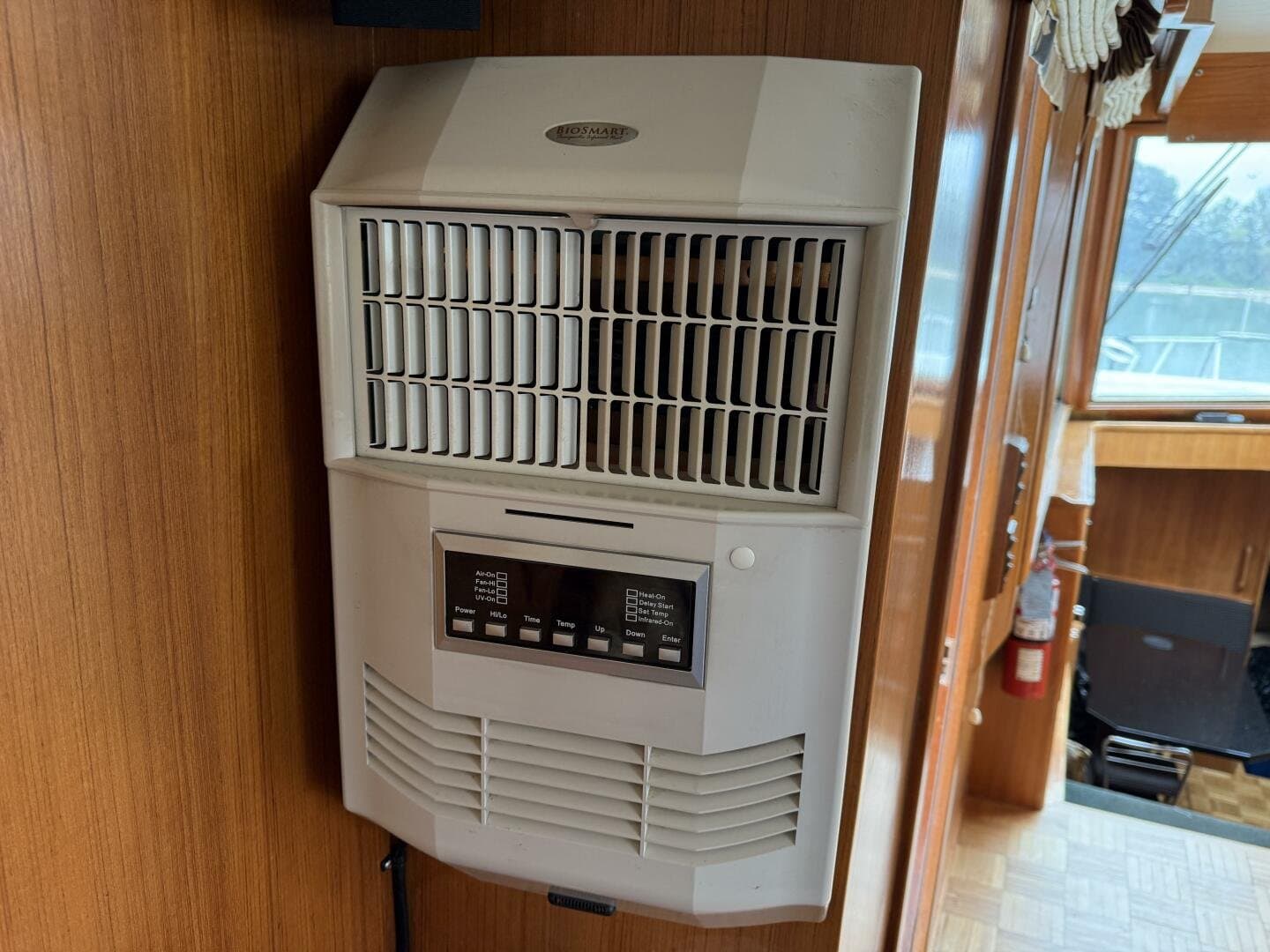 1989 Jefferson 52 Victory Yacht