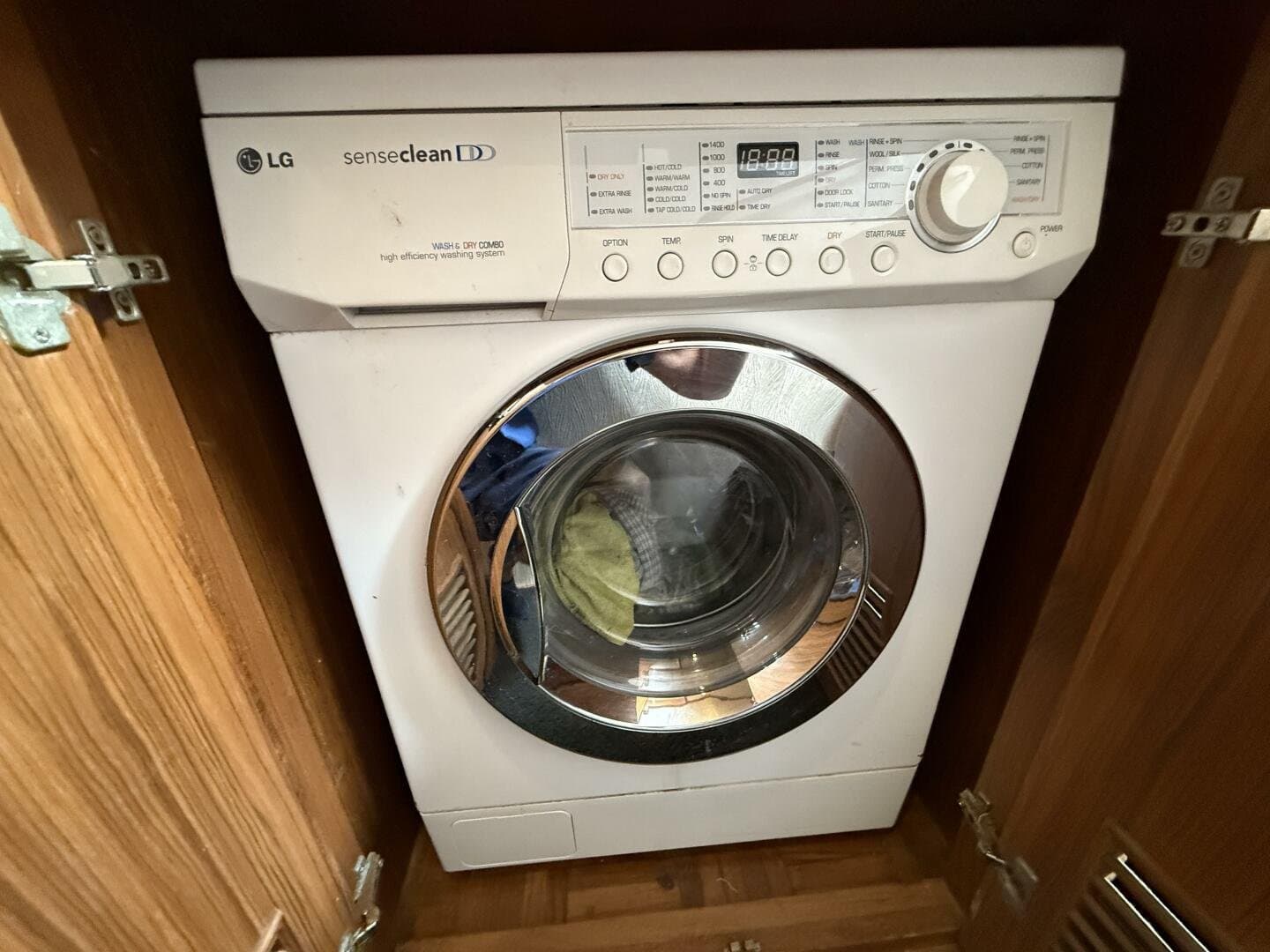 1989 Jefferson 52 Victory Yacht