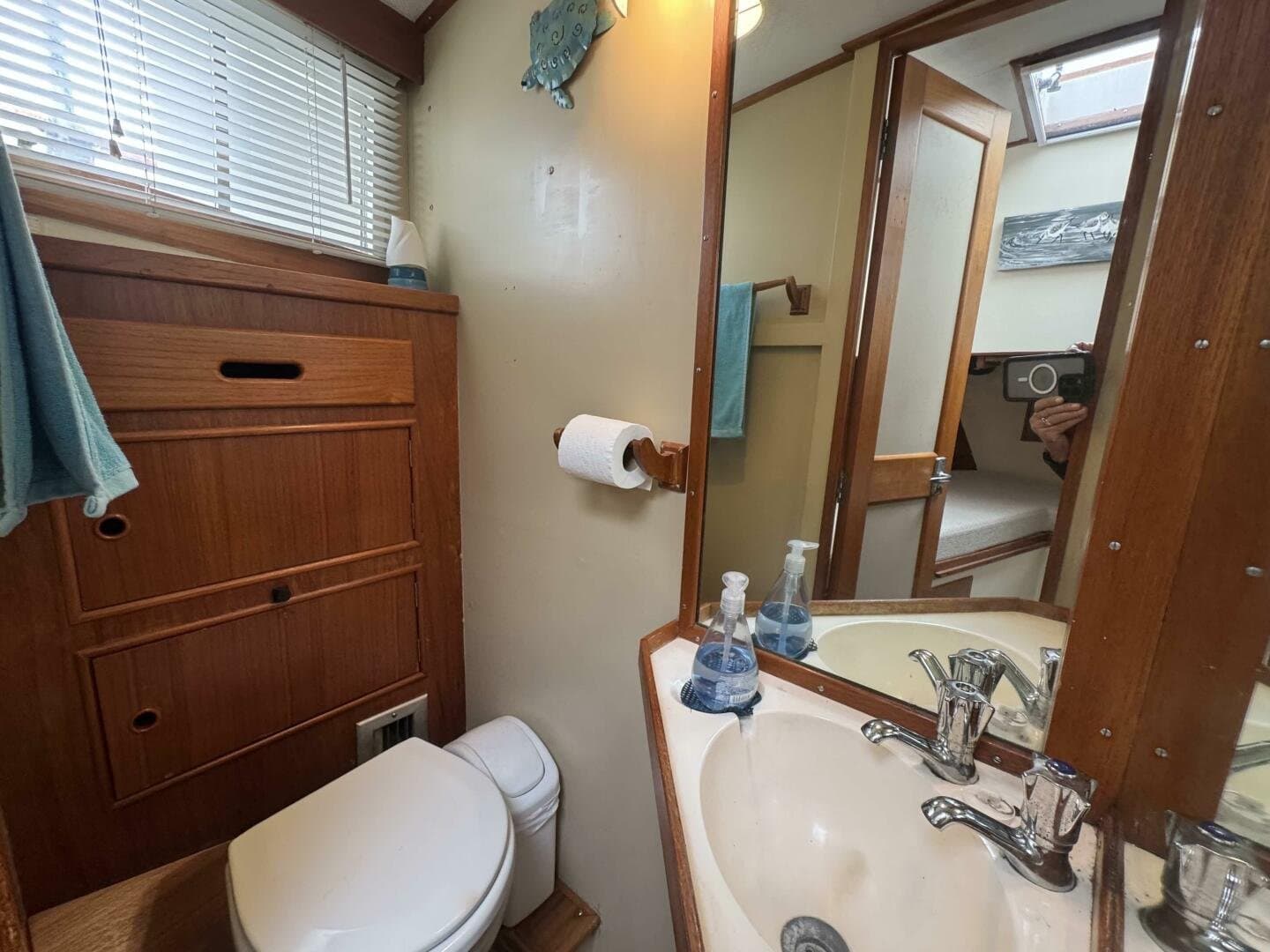 1974 Grand Banks 36 Classic