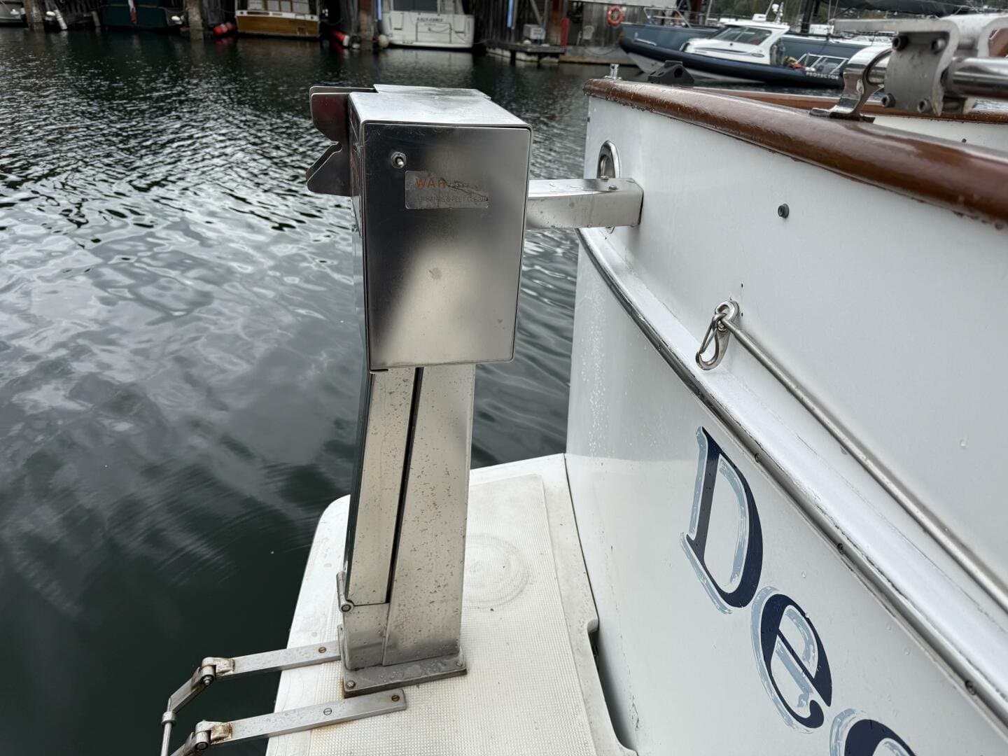 1988 Ocean Alexander 40 Tri Cabin