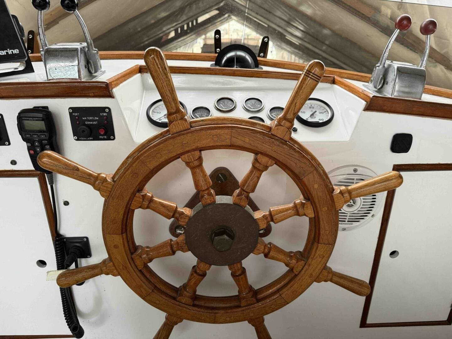 1974 Grand Banks 36 Classic