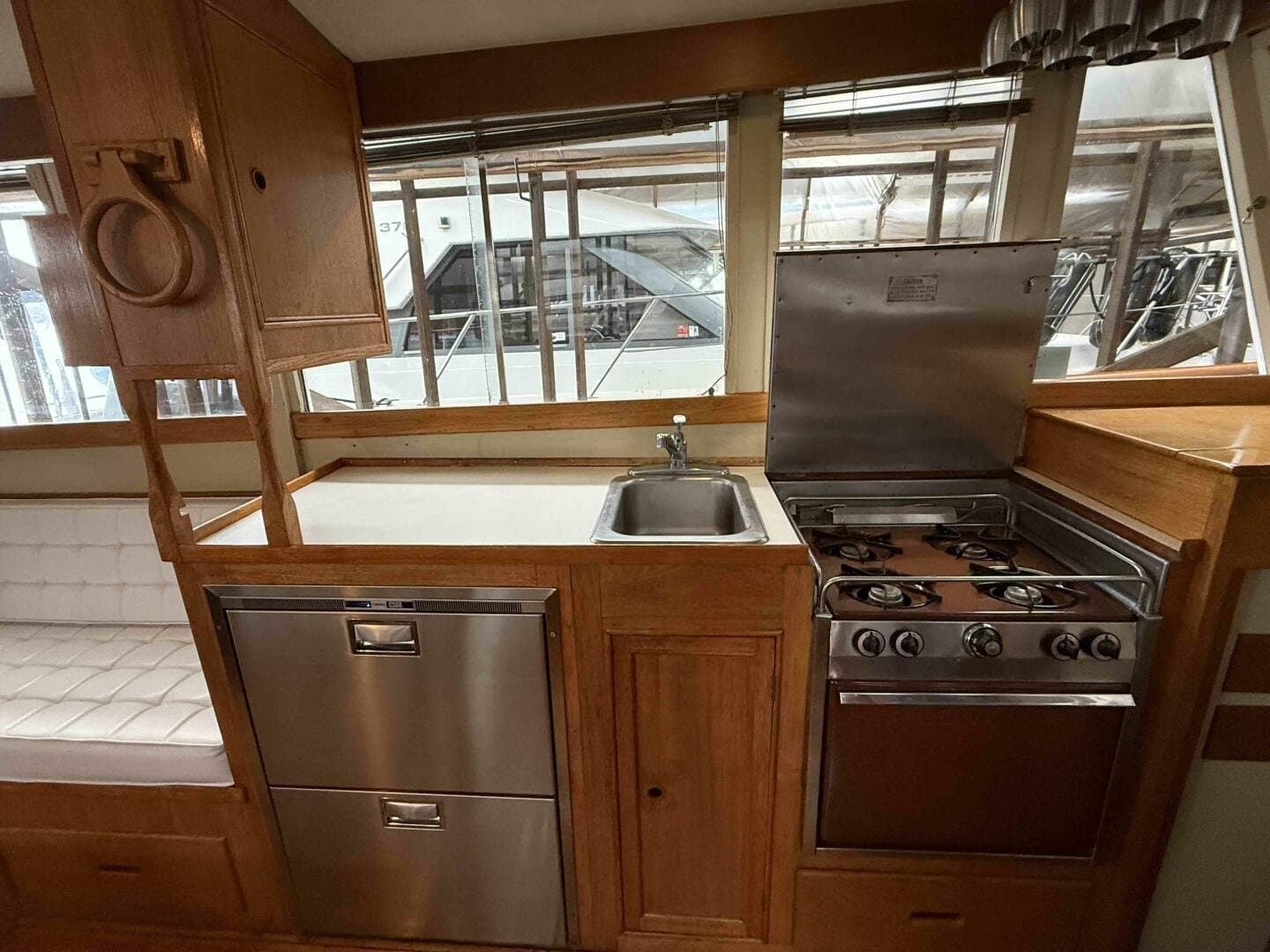 1974 Grand Banks 36 Classic