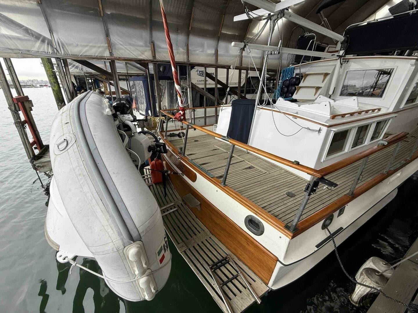 1974 Grand Banks 36 Classic