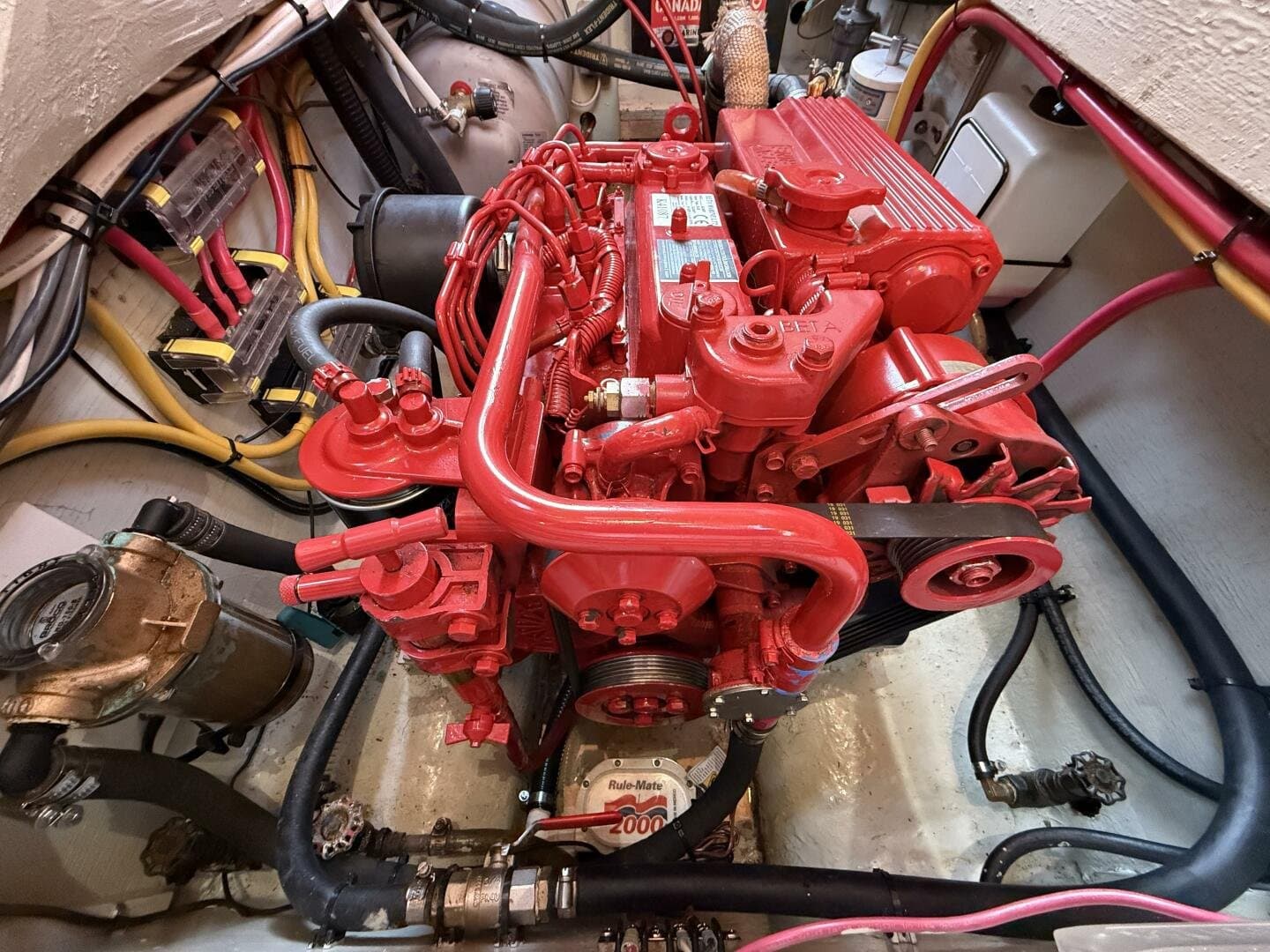 1981 Truant 37 Raised Pilothouse