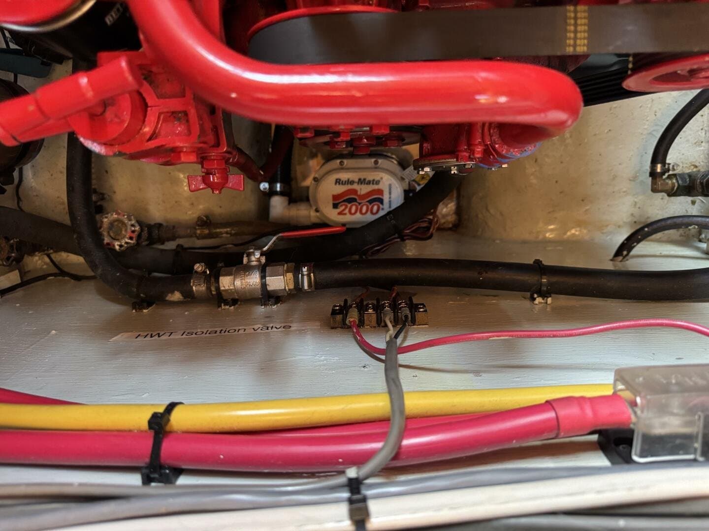 1981 Truant 37 Raised Pilothouse