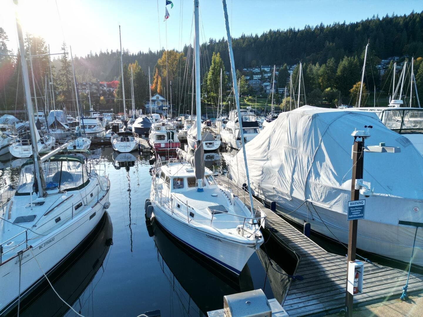 1981 Truant 37 Raised Pilothouse