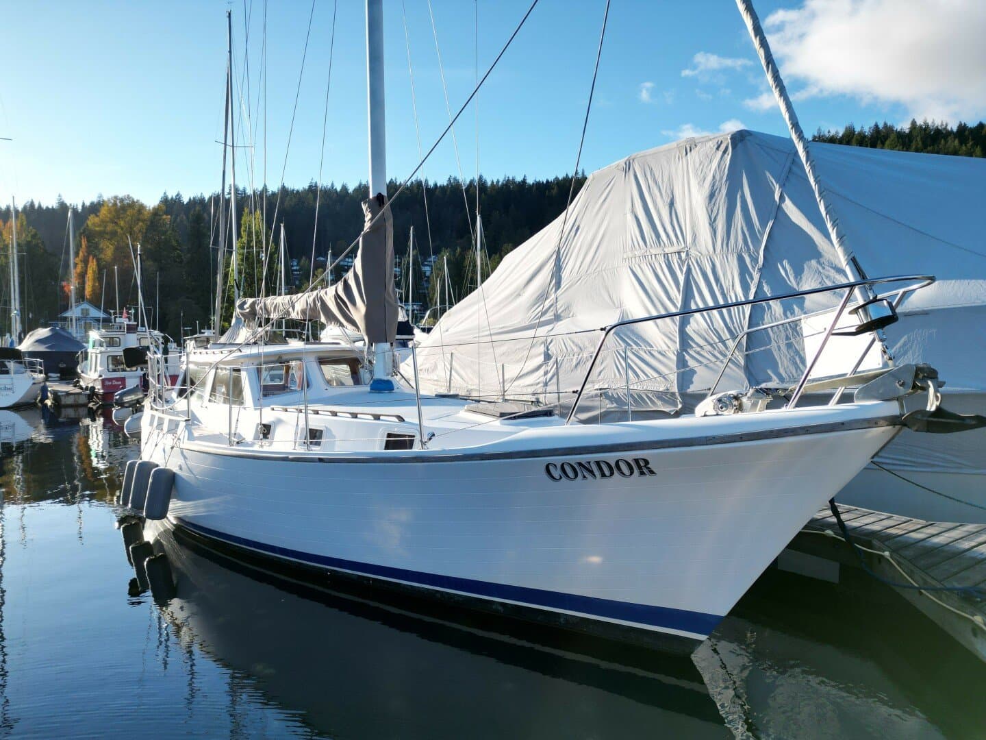 1981 Truant 37 Raised Pilothouse