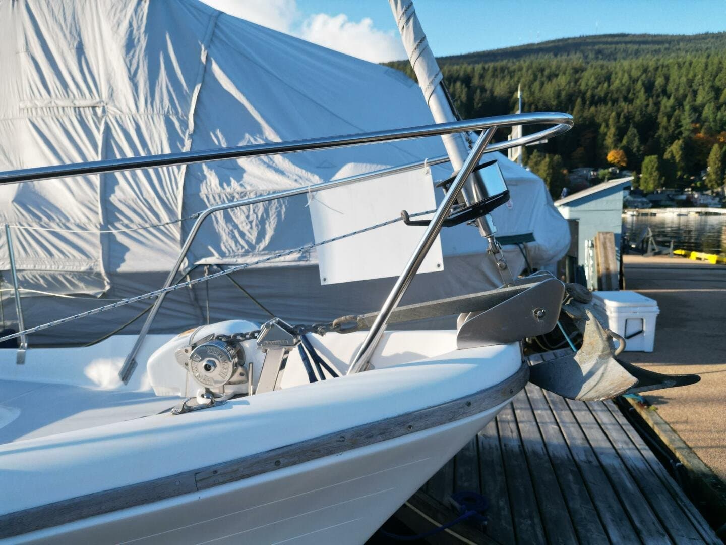 1981 Truant 37 Raised Pilothouse