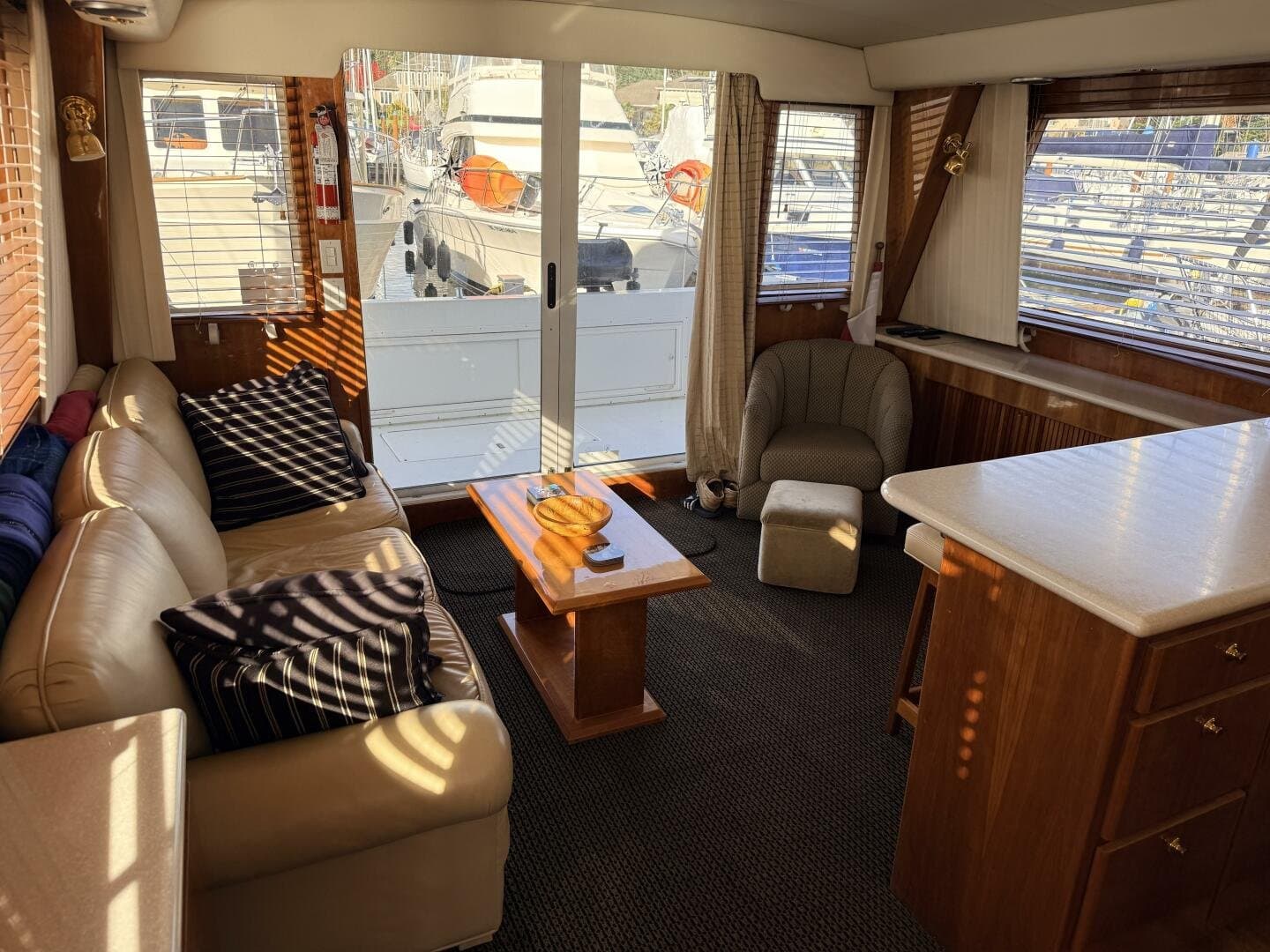 2003 Navigator 4800
