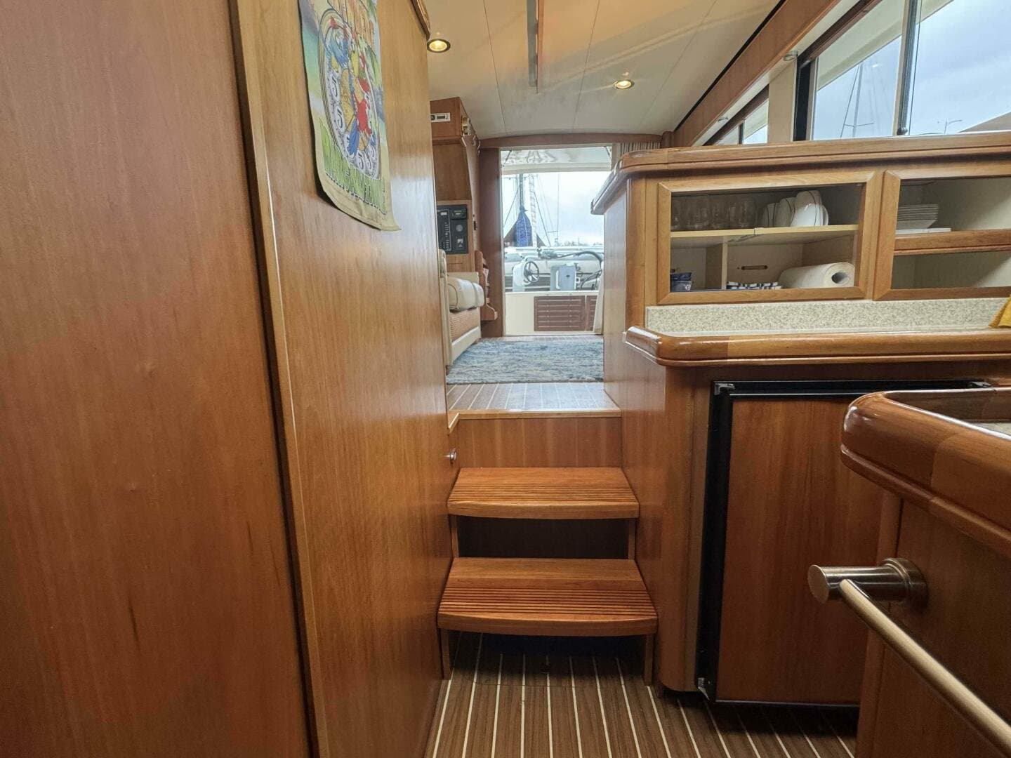 2006 Mainship 34 Trawler