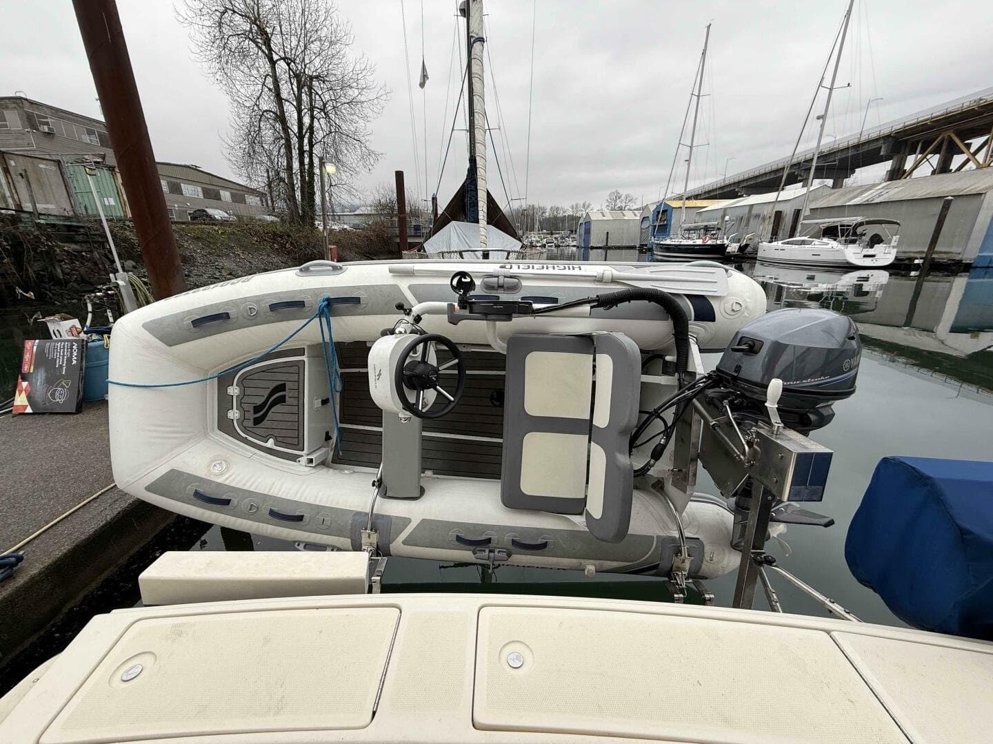 2006 Mainship 34 Trawler