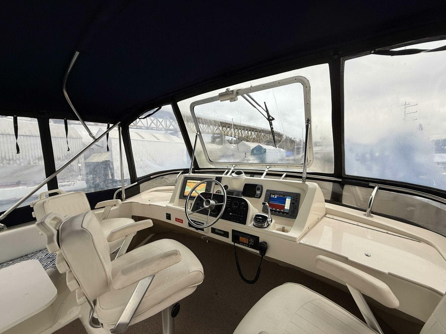 2006 Mainship 34 Trawler