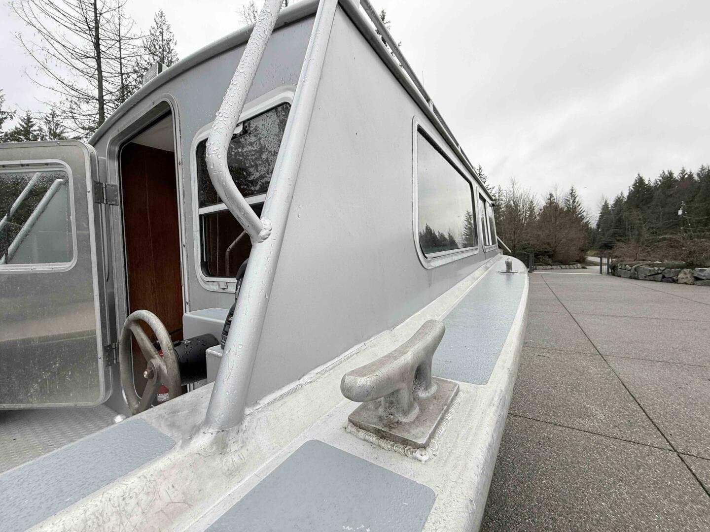 1998 Coastal Craft CC25V22