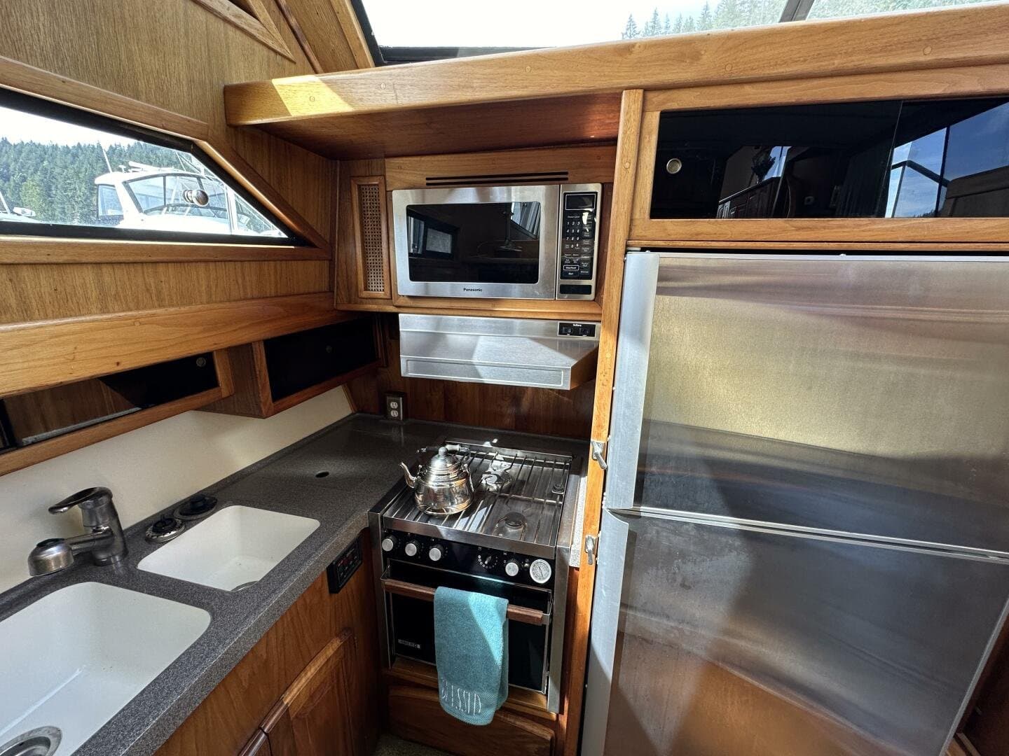 1985 Californian null