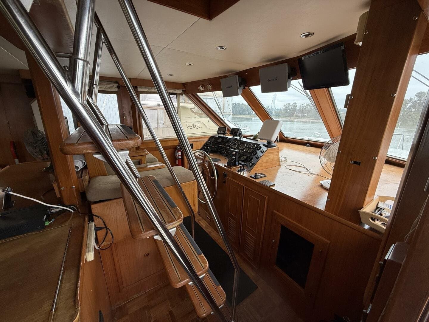 1989 Jefferson 52 Victory Yacht