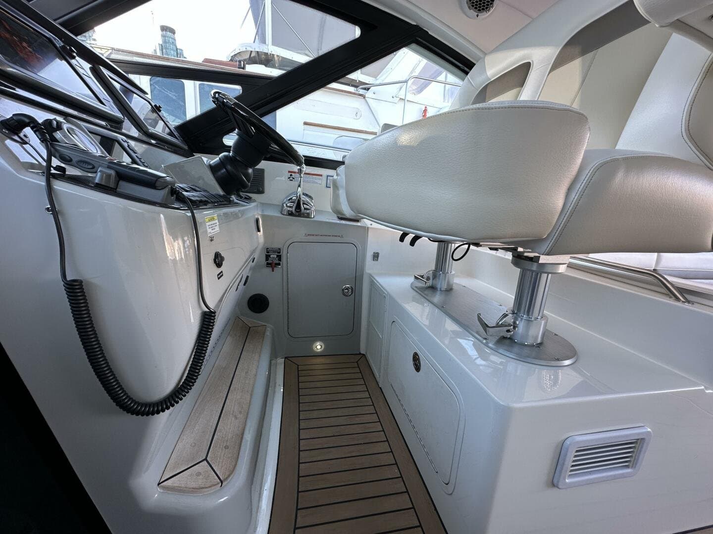 2012 Sea Ray 470 Sundancer