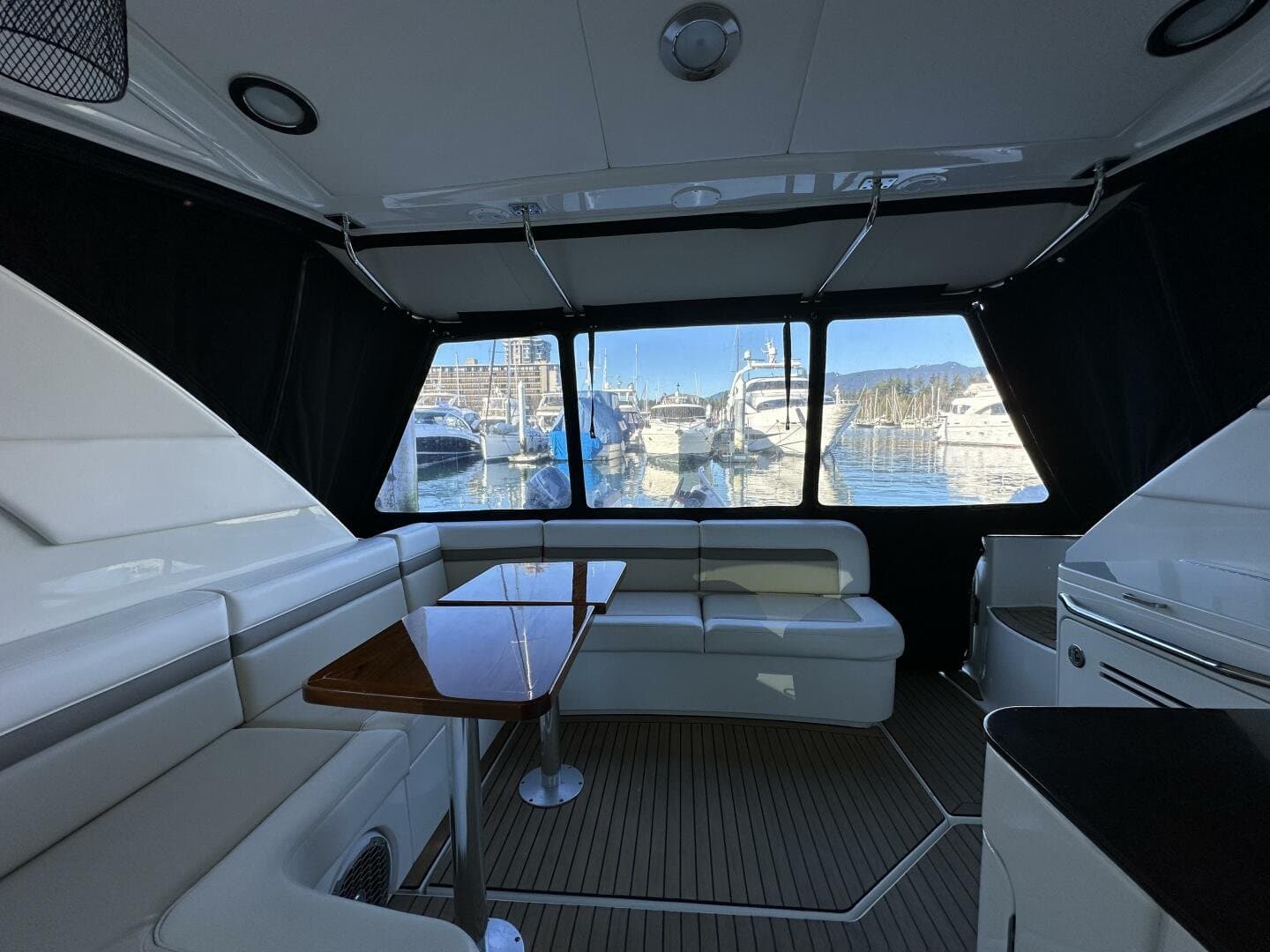 2012 Sea Ray 470 Sundancer
