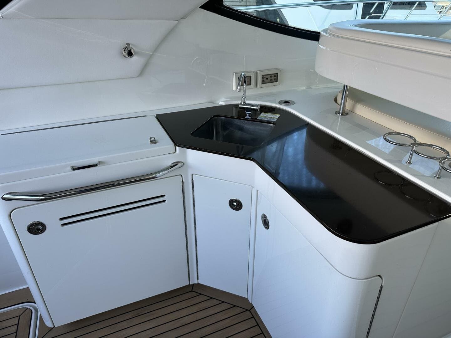 2012 Sea Ray 470 Sundancer