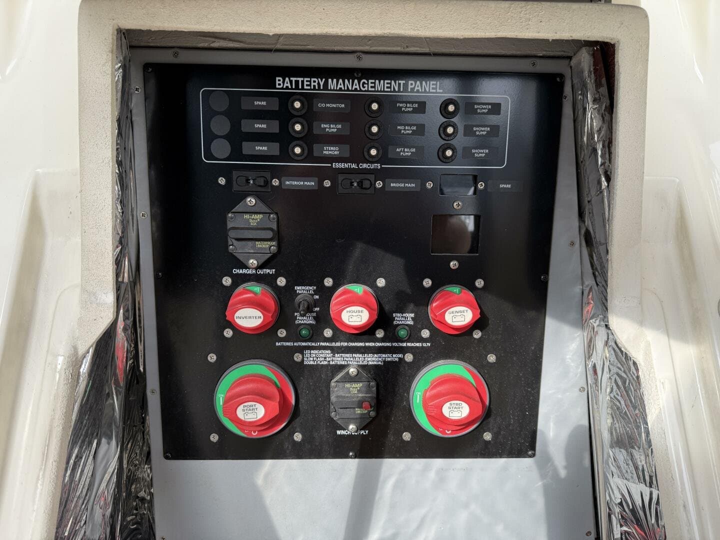 2006 Meridian 411 Sedan Bridge