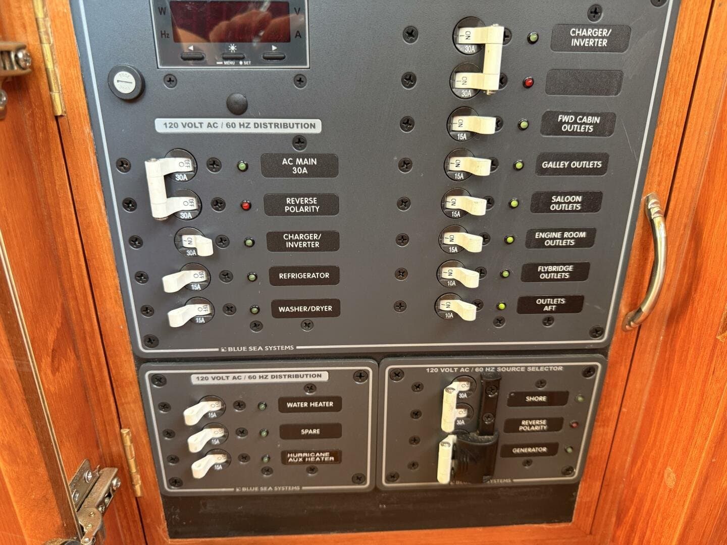 2011 North Pacific 38 Sedan