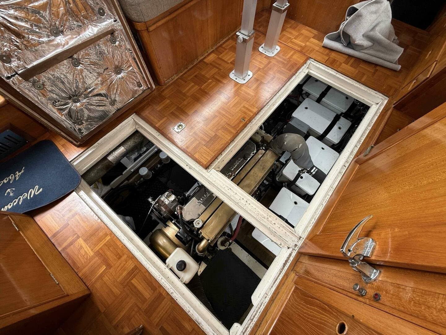 1974 Grand Banks 36 Classic