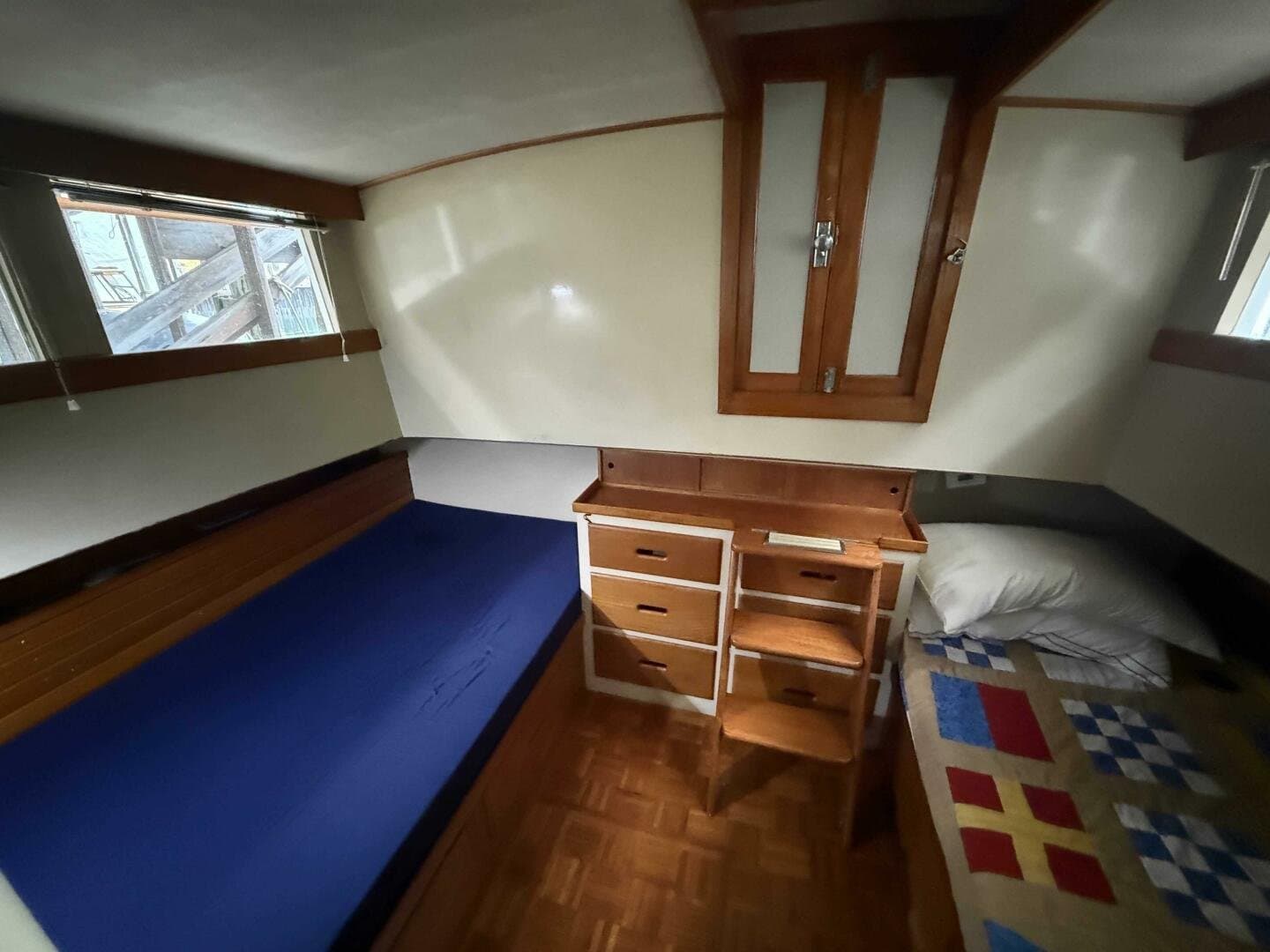 1974 Grand Banks 36 Classic