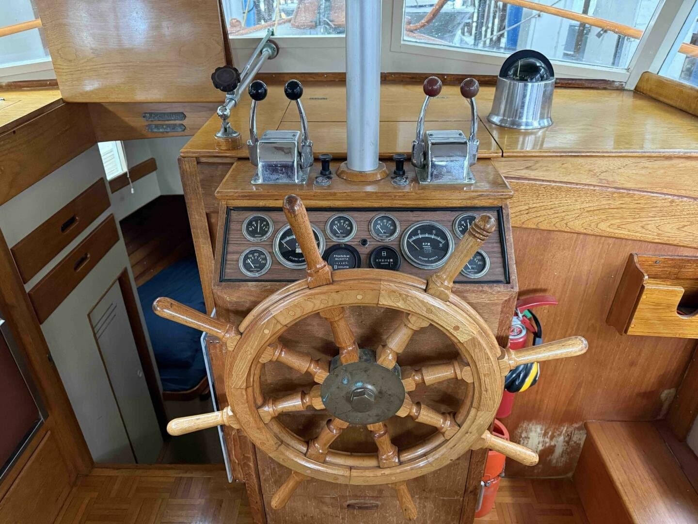 1974 Grand Banks 36 Classic