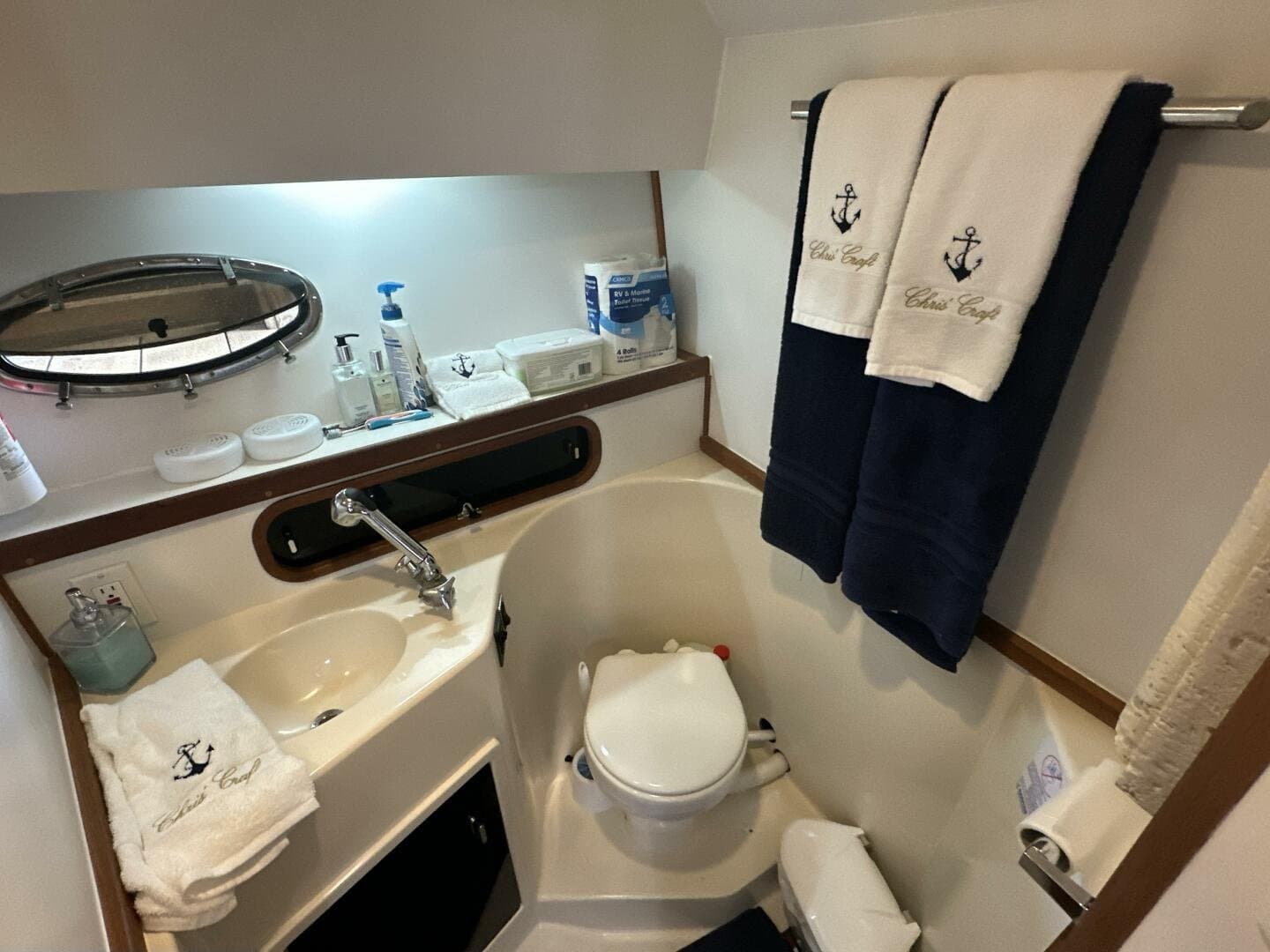 1988 Tiara Yachts 3300 Open