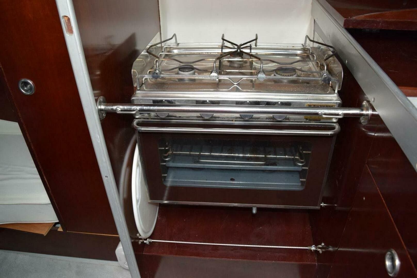 1990 Beneteau 32 First