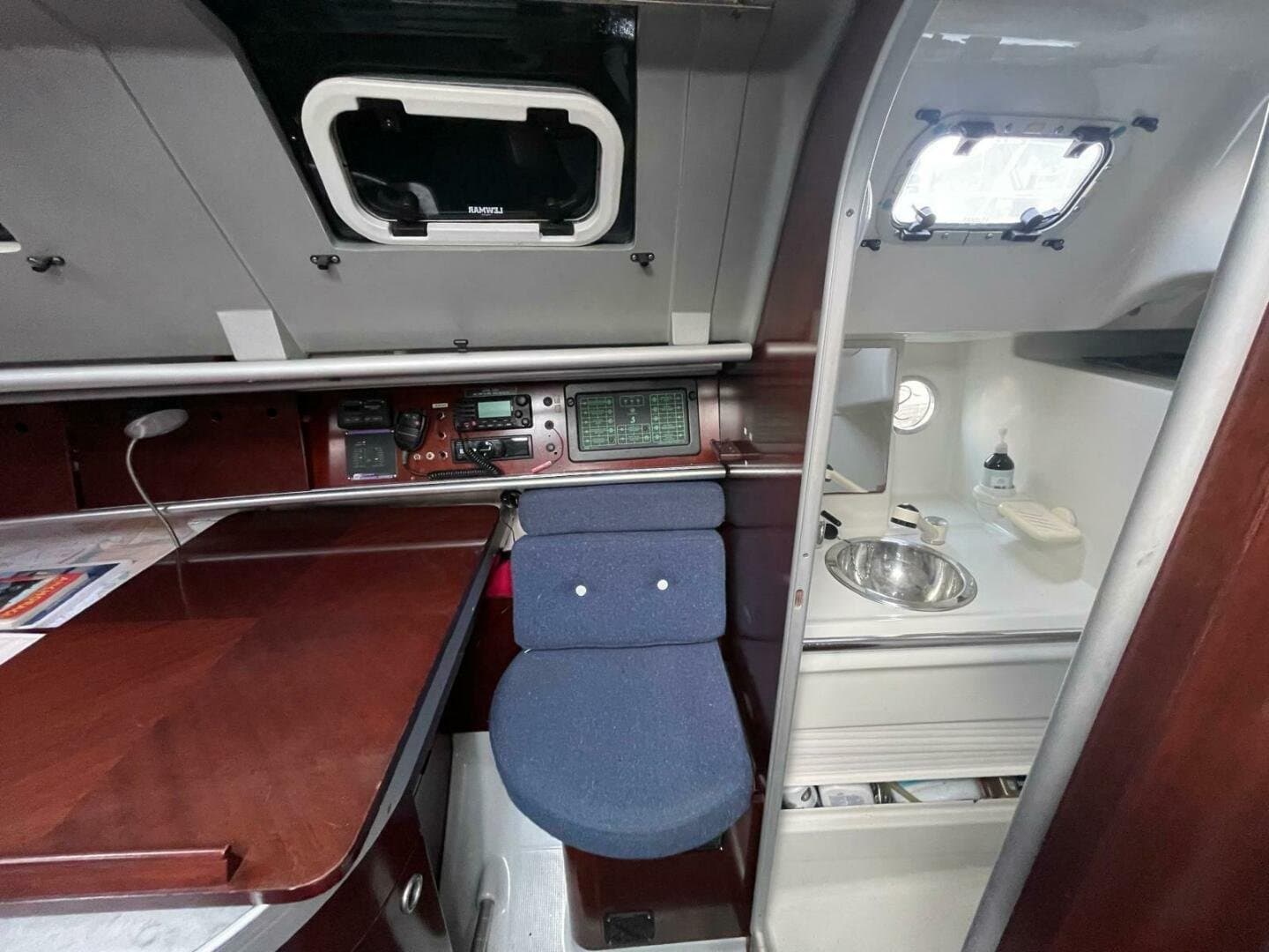 1990 Beneteau 32 First