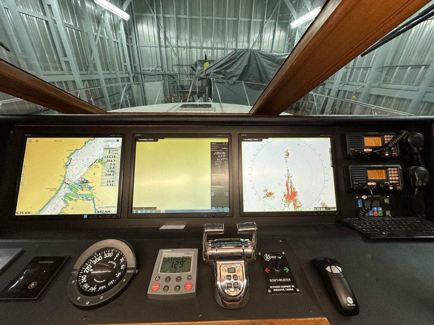 2004 Ocean Alexander 610 Pilothouse