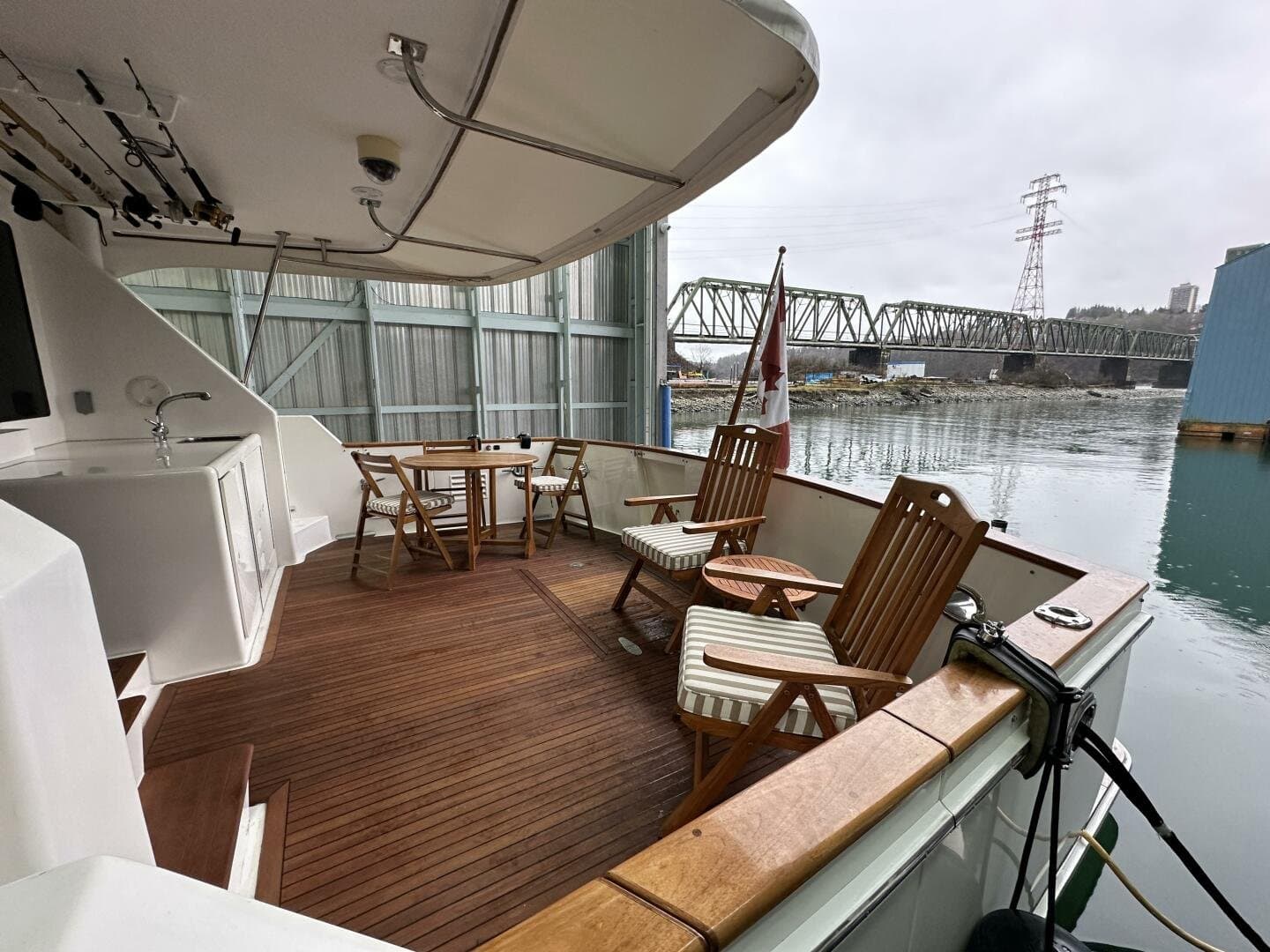 2004 Ocean Alexander 610 Pilothouse