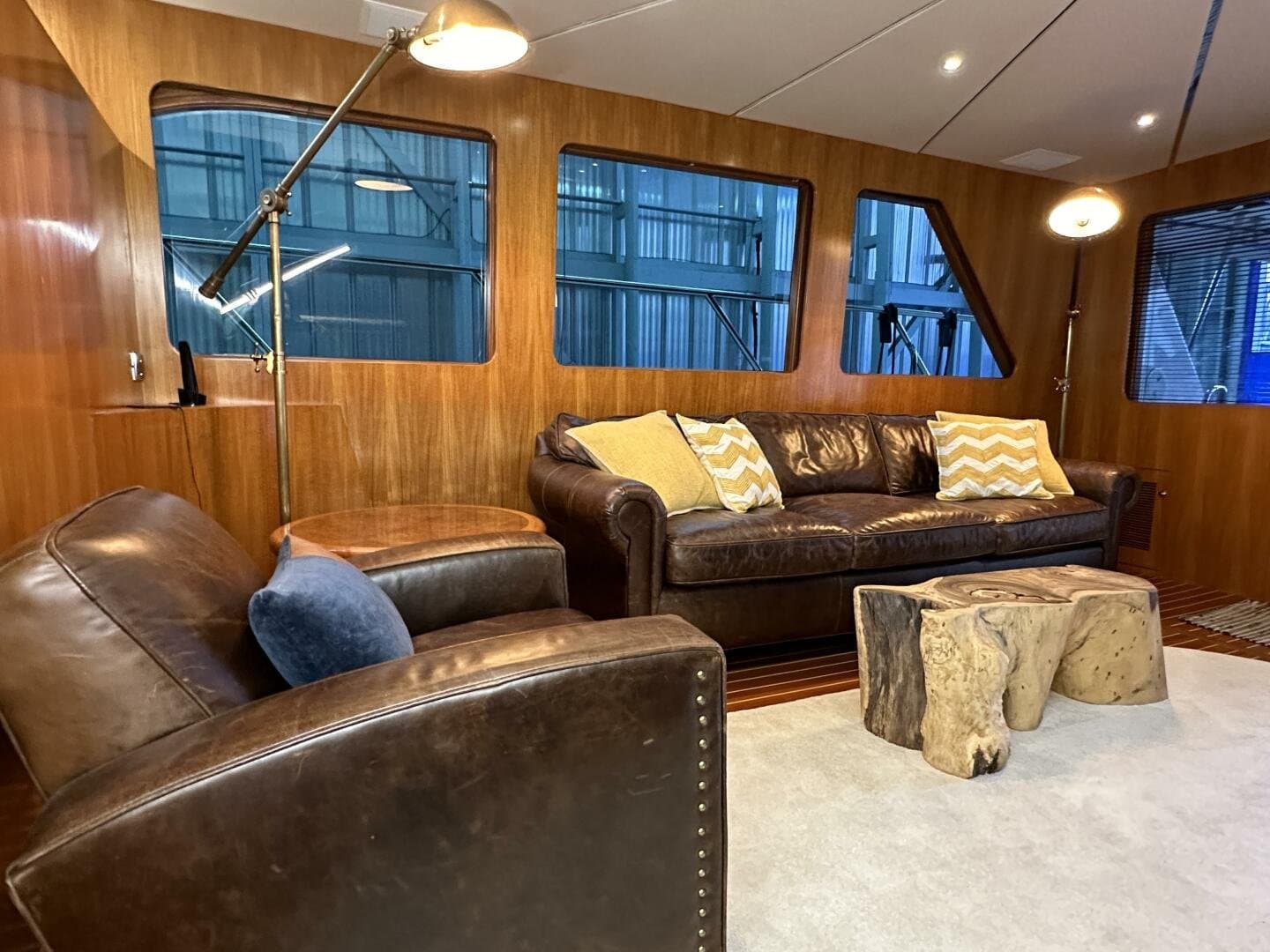 2004 Ocean Alexander 610 Pilothouse