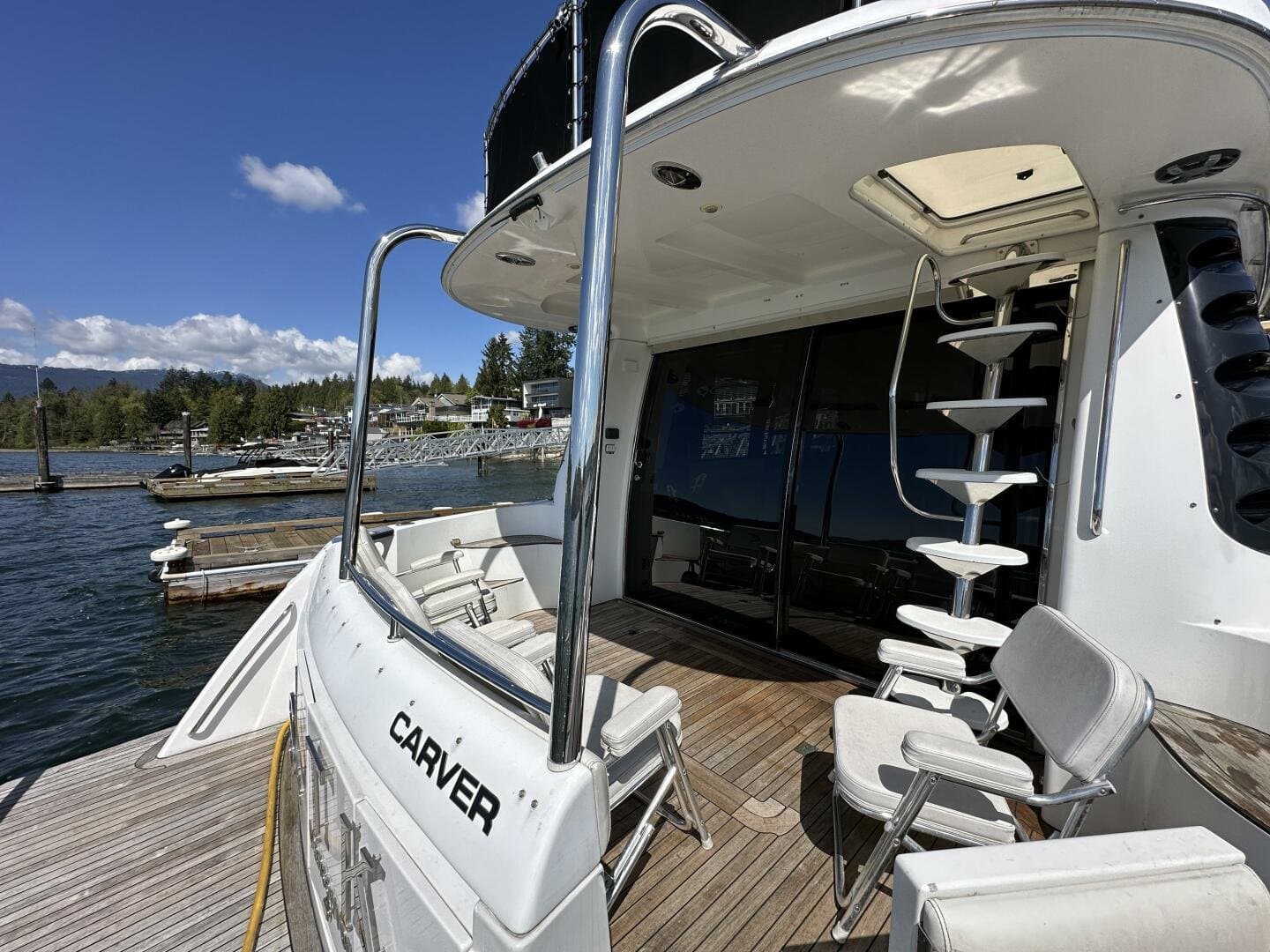 2001 Carver 570 Voyager Pilothouse