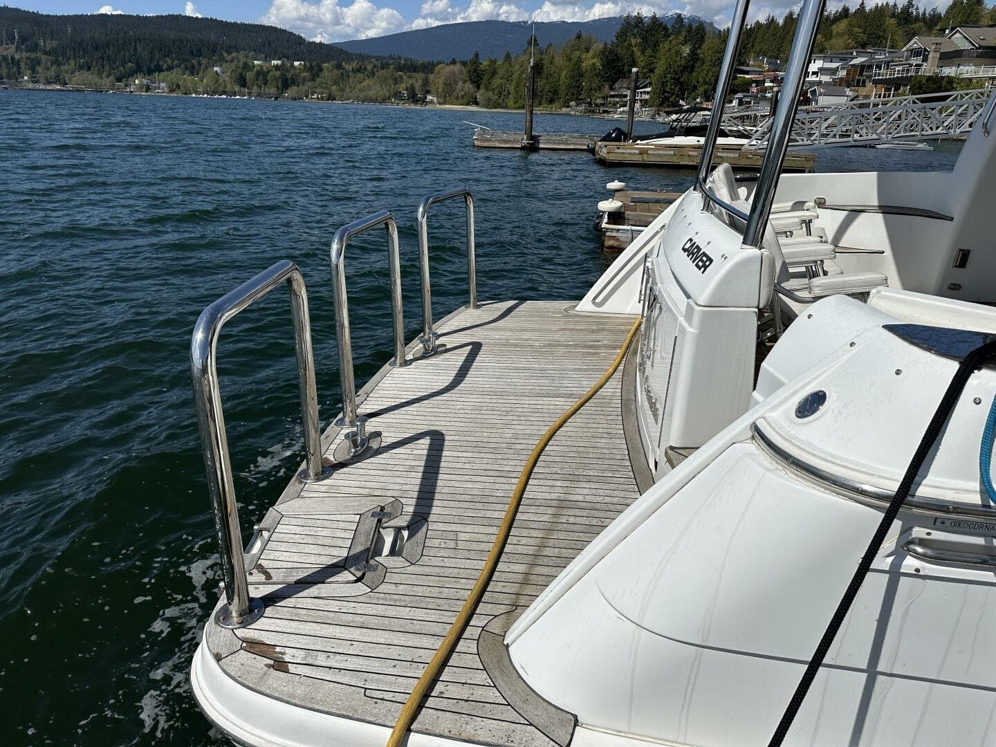 2001 Carver 570 Voyager Pilothouse