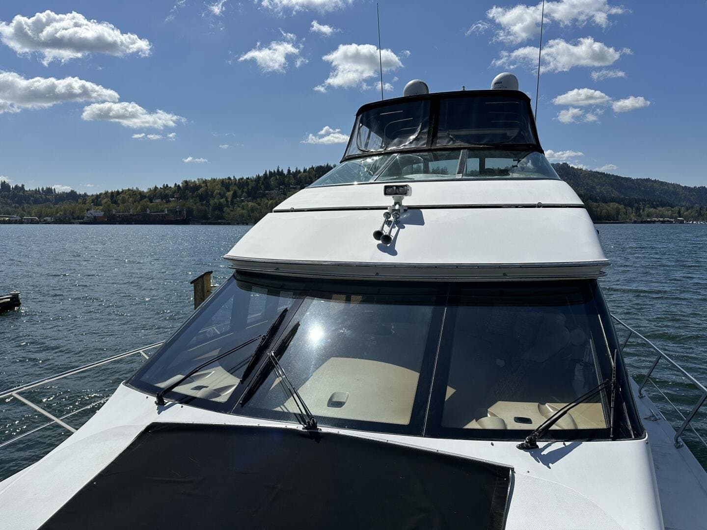 2001 Carver 570 Voyager Pilothouse