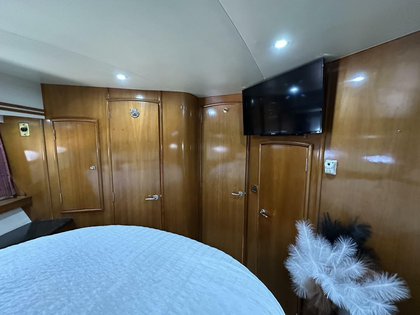 2001 Carver 570 Voyager Pilothouse