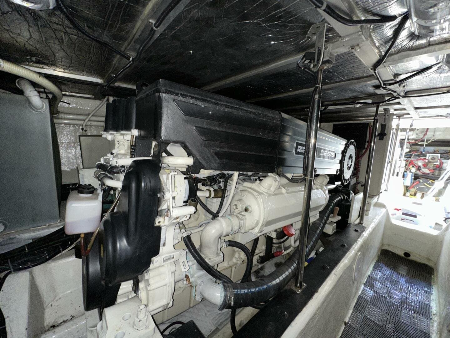 2001 Carver 570 Voyager Pilothouse