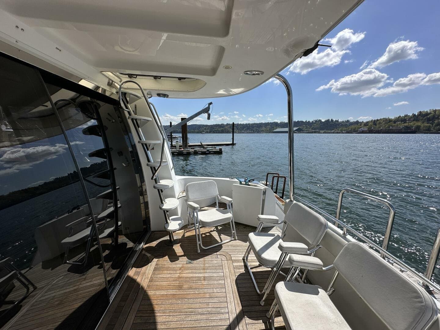 2001 Carver 570 Voyager Pilothouse