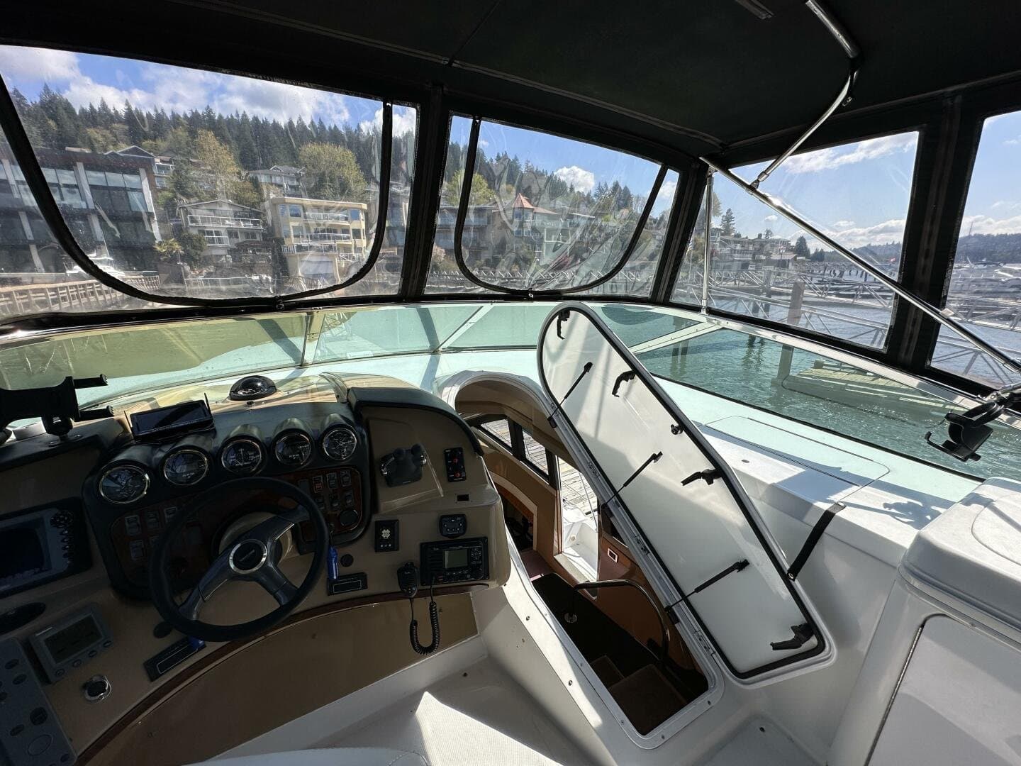 2001 Carver 570 Voyager Pilothouse