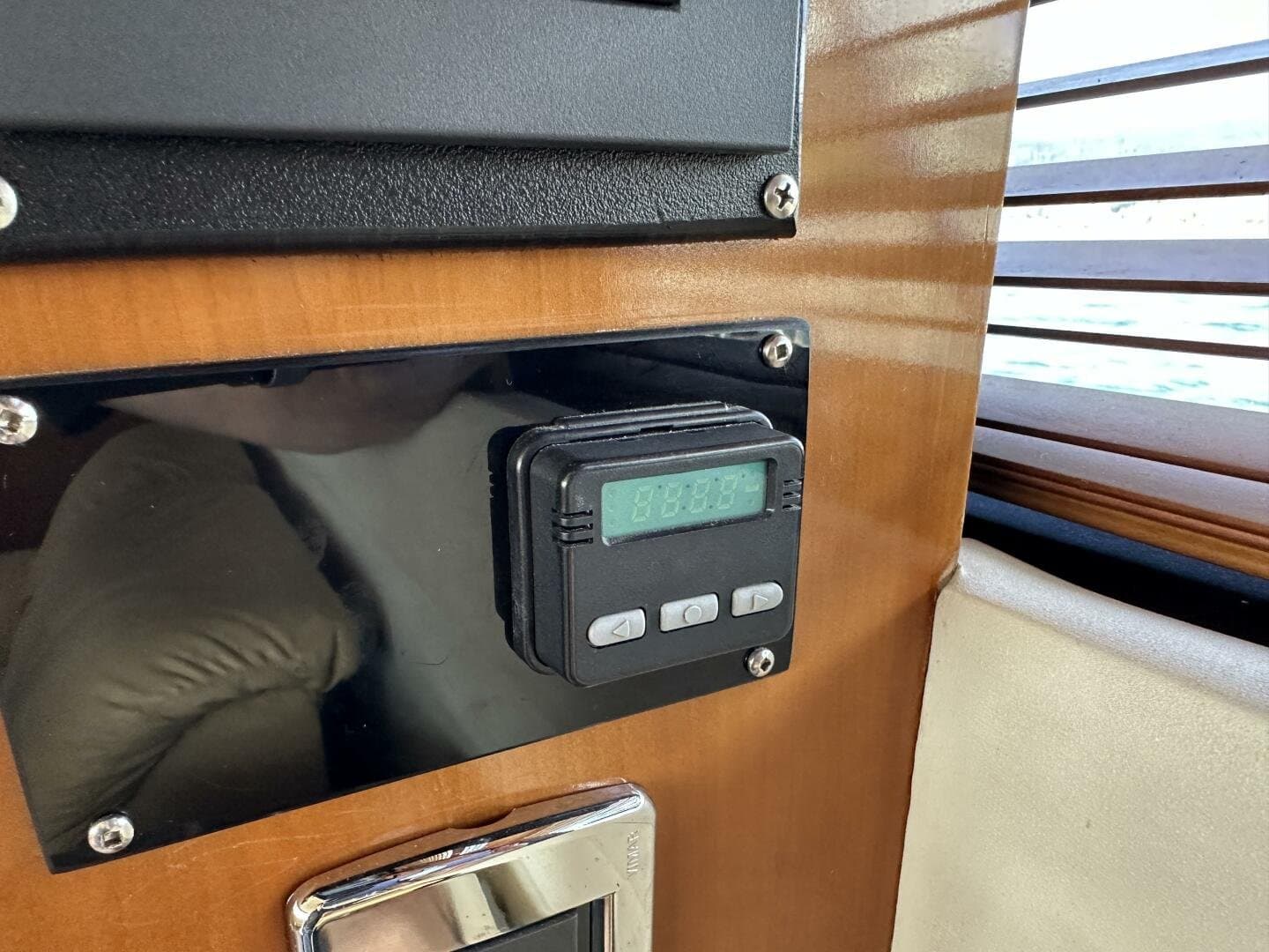 2001 Carver 570 Voyager Pilothouse