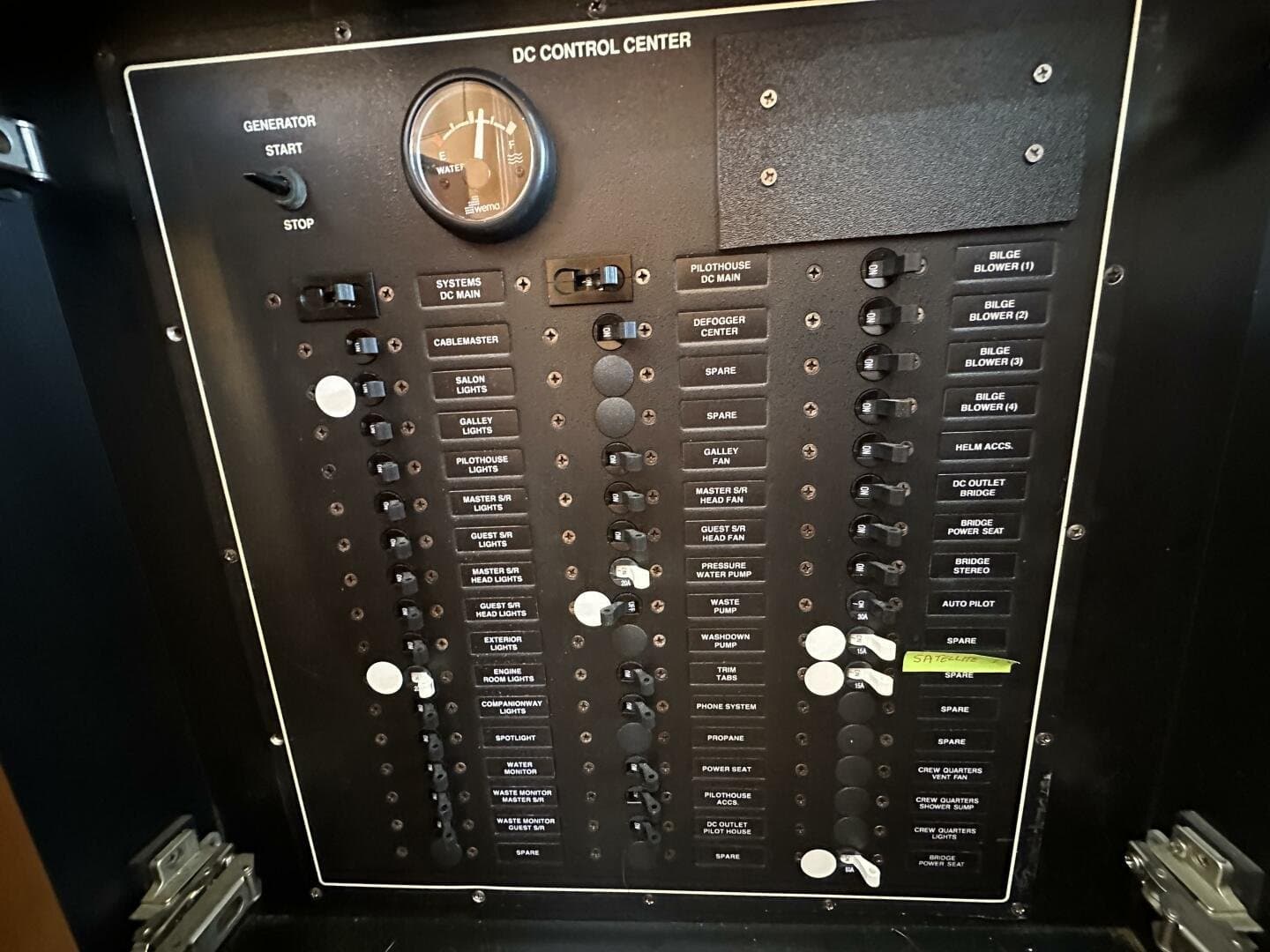 2001 Carver 570 Voyager Pilothouse