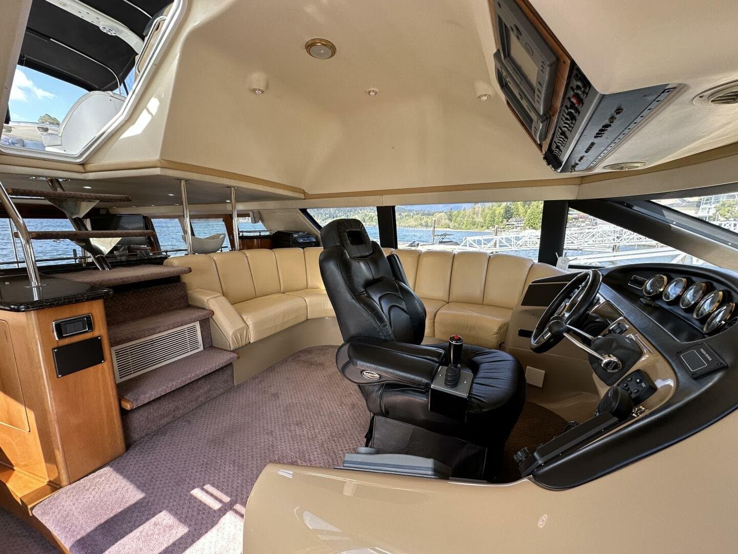 2001 Carver 570 Voyager Pilothouse