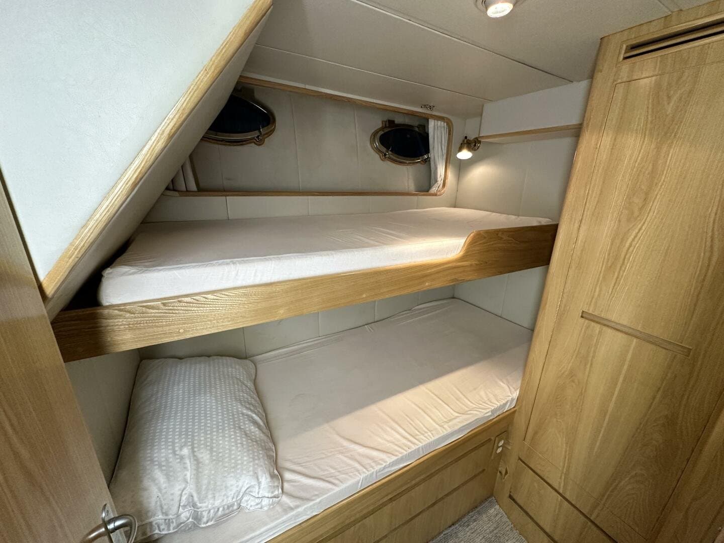 1993 Ocean Alexander 52 Pilothouse