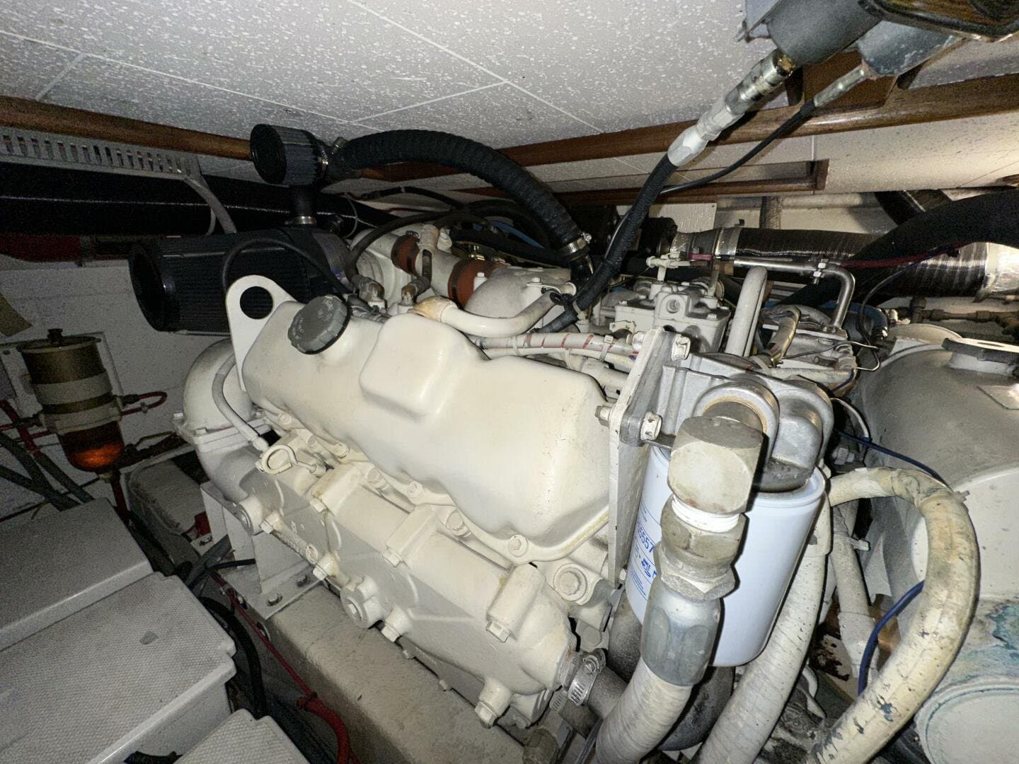 1990 Ocean Alexander 440 Sundeck