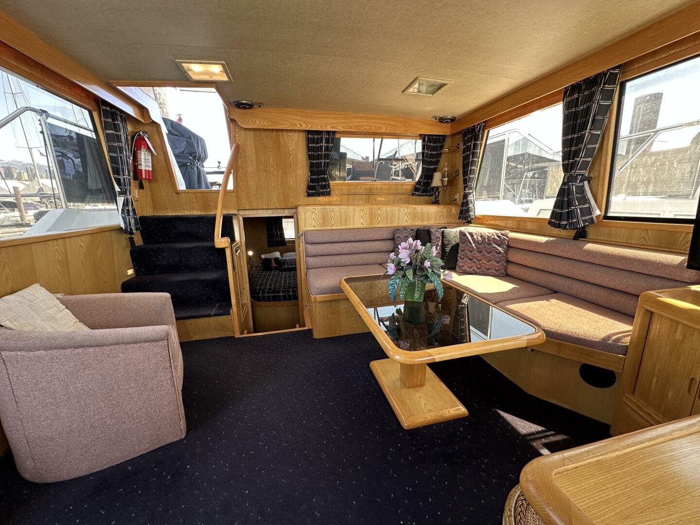 1990 Ocean Alexander 440 Sundeck