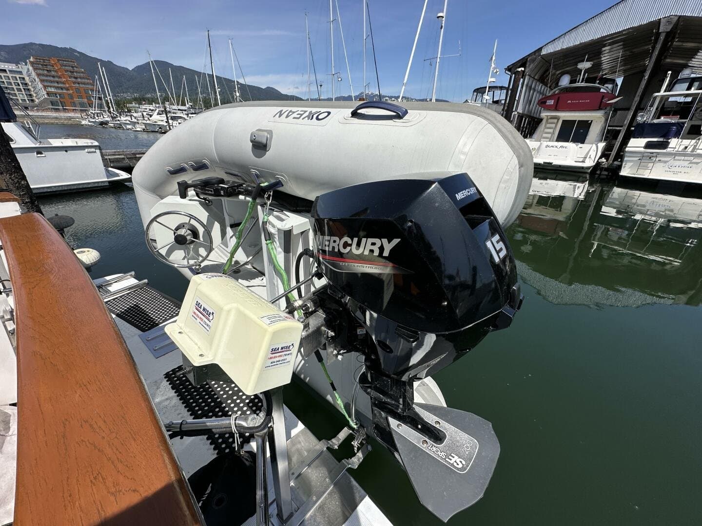 1990 Ocean Alexander 440 Sundeck